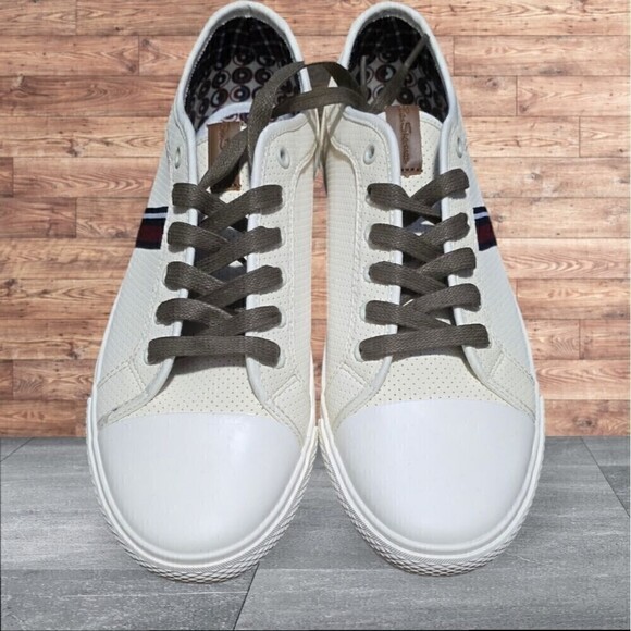 New Ben Sherman Madison Perforated Cream and White Sneakers 9 - Picture 4 of 7